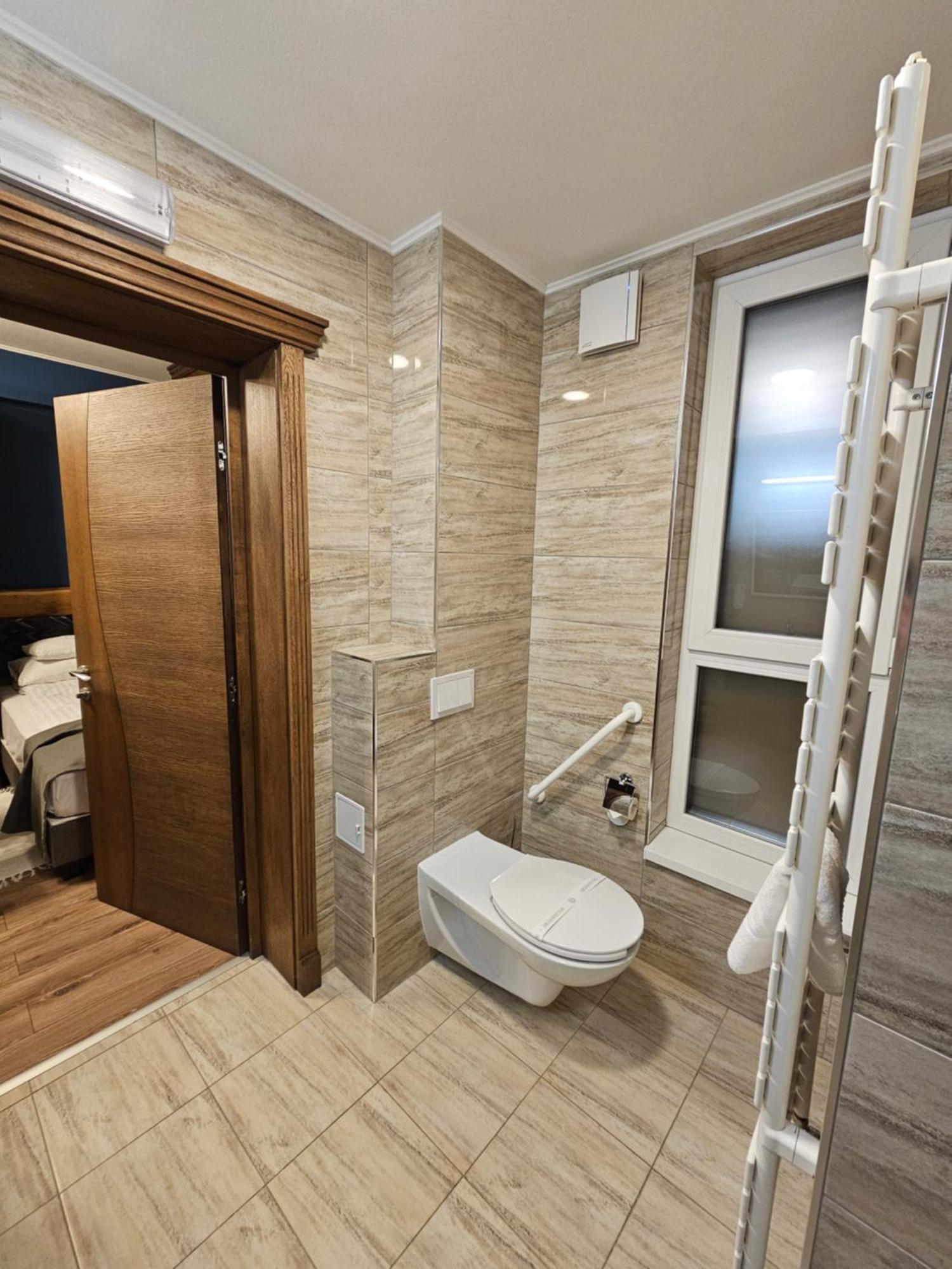 Panorama Boutique Hotel Сфынту-Георге Экстерьер фото